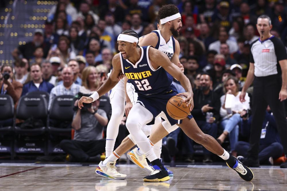 中场风格的 中场风格的