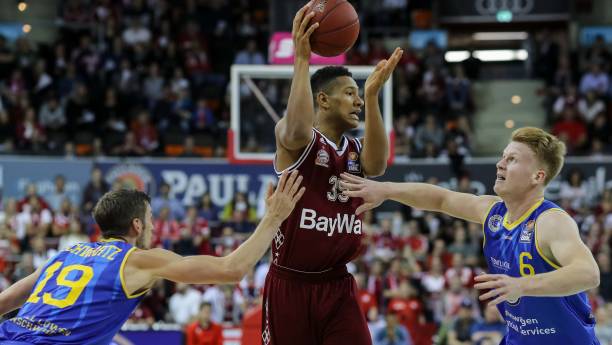 西岭女足 西岭女足