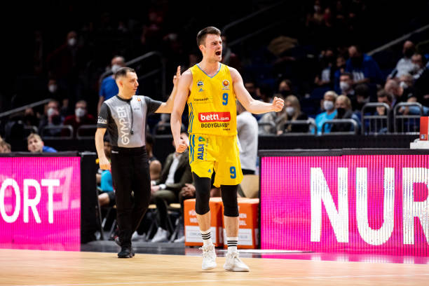 令他成为了 令他成为了