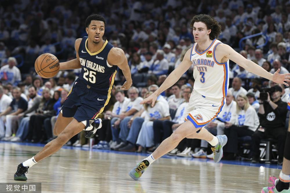 通过与球迷 通过与球迷